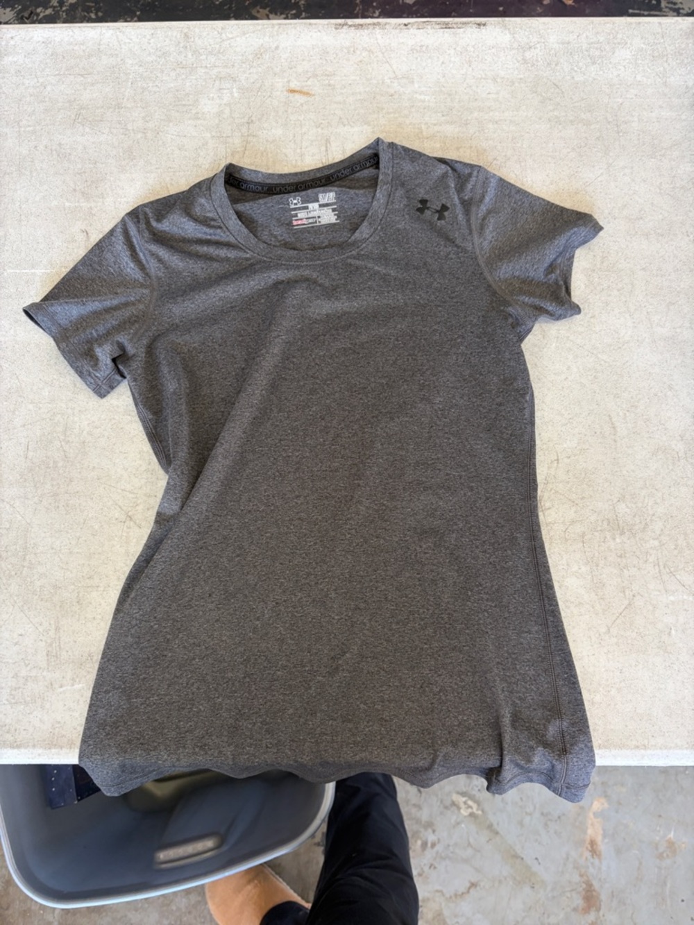 Under Armour Women’s Charcoal Gray Short Sleeve HeatGear Tee